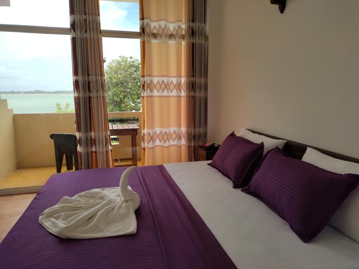 Htn Bay Resort Weligama Exterior photo